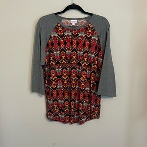 XL LuLaRoe Randy Tee